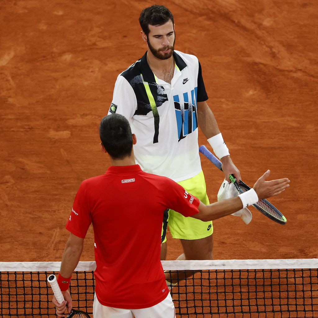 Novak Djokovic und Karen Khachanov bei den French Open