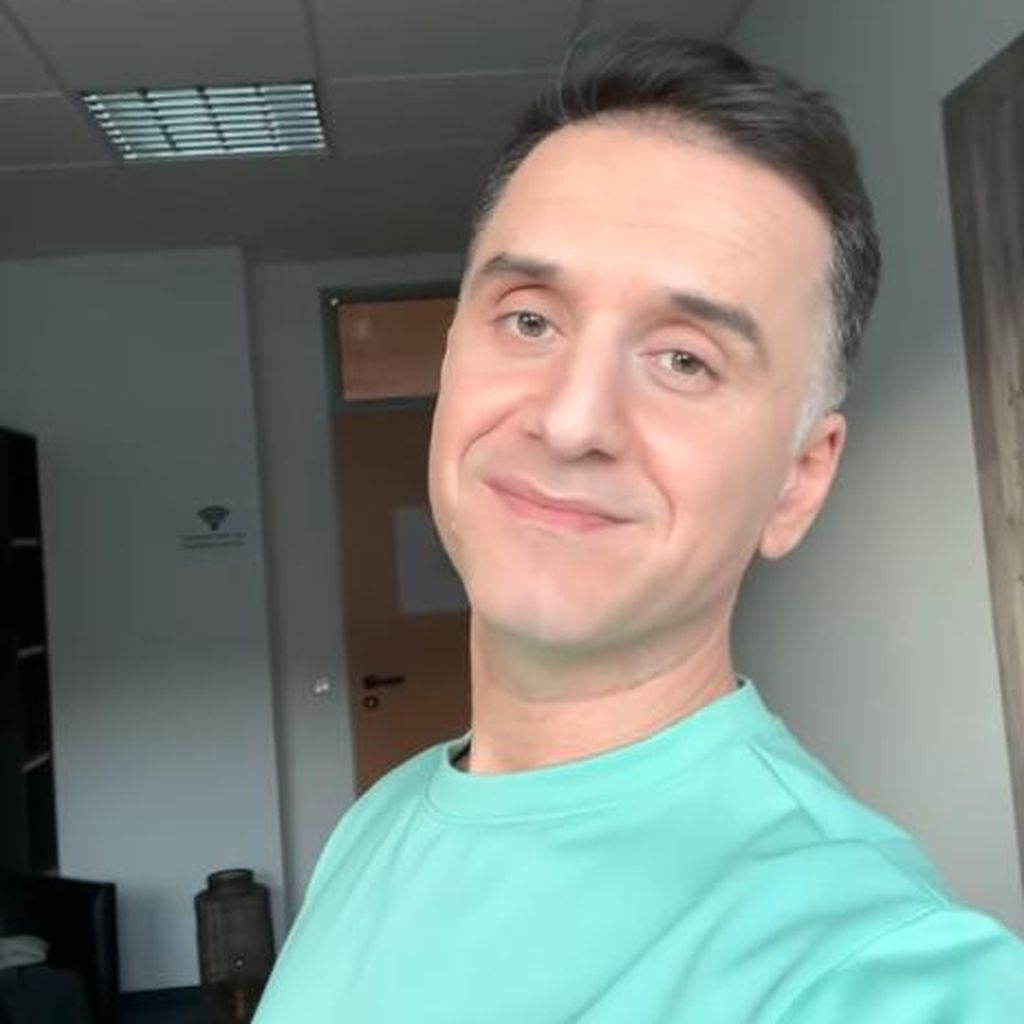 Özcan Cosar, Comedian