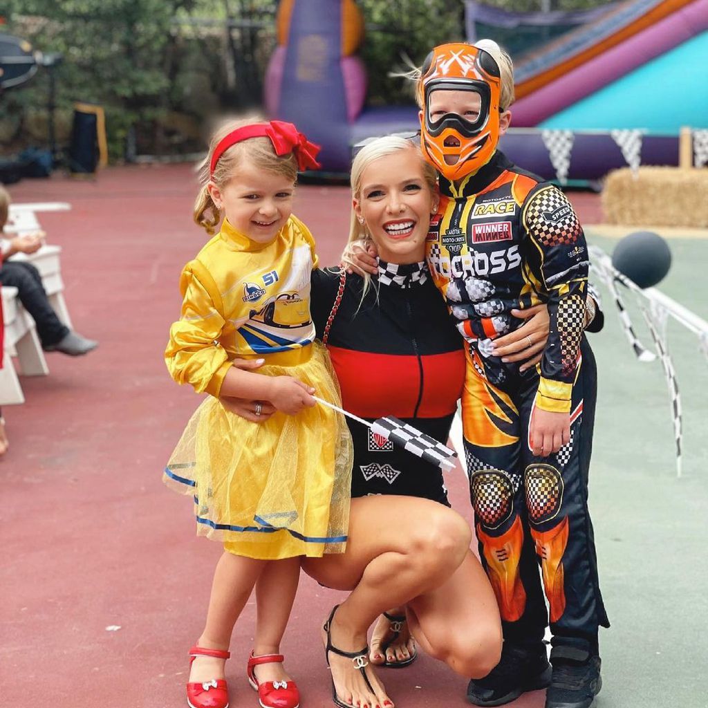 Oksana Kolenitchenko mit ihren Kindern Arielle und Milan