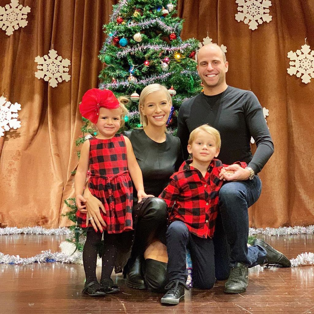 Oksana und Daniel Kolenitchenko mit ihren Kindern