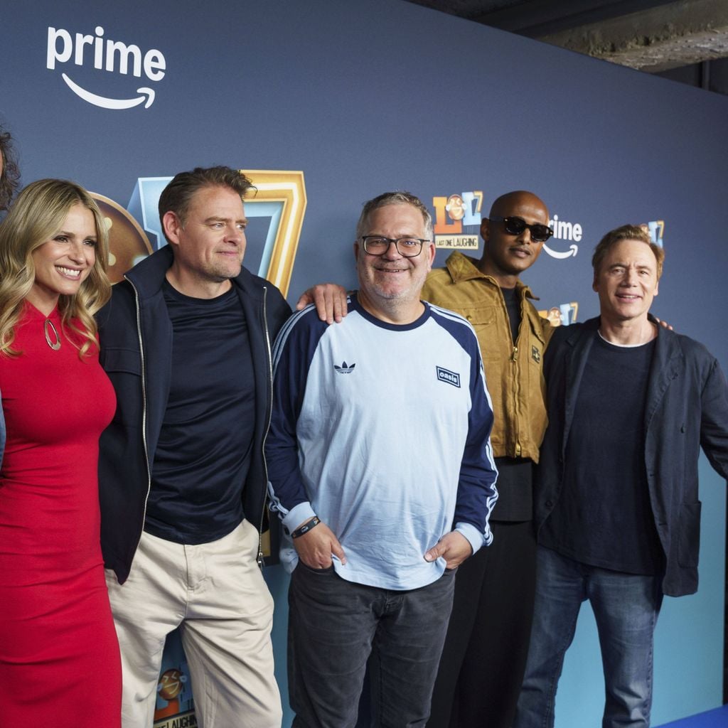 Olaf Schubert, Michelle Hunziker, Max Giermann, Elton, Tedros Teddy Teclebrhan und Michael Bully Herbig bei der LOL-Premiere in München