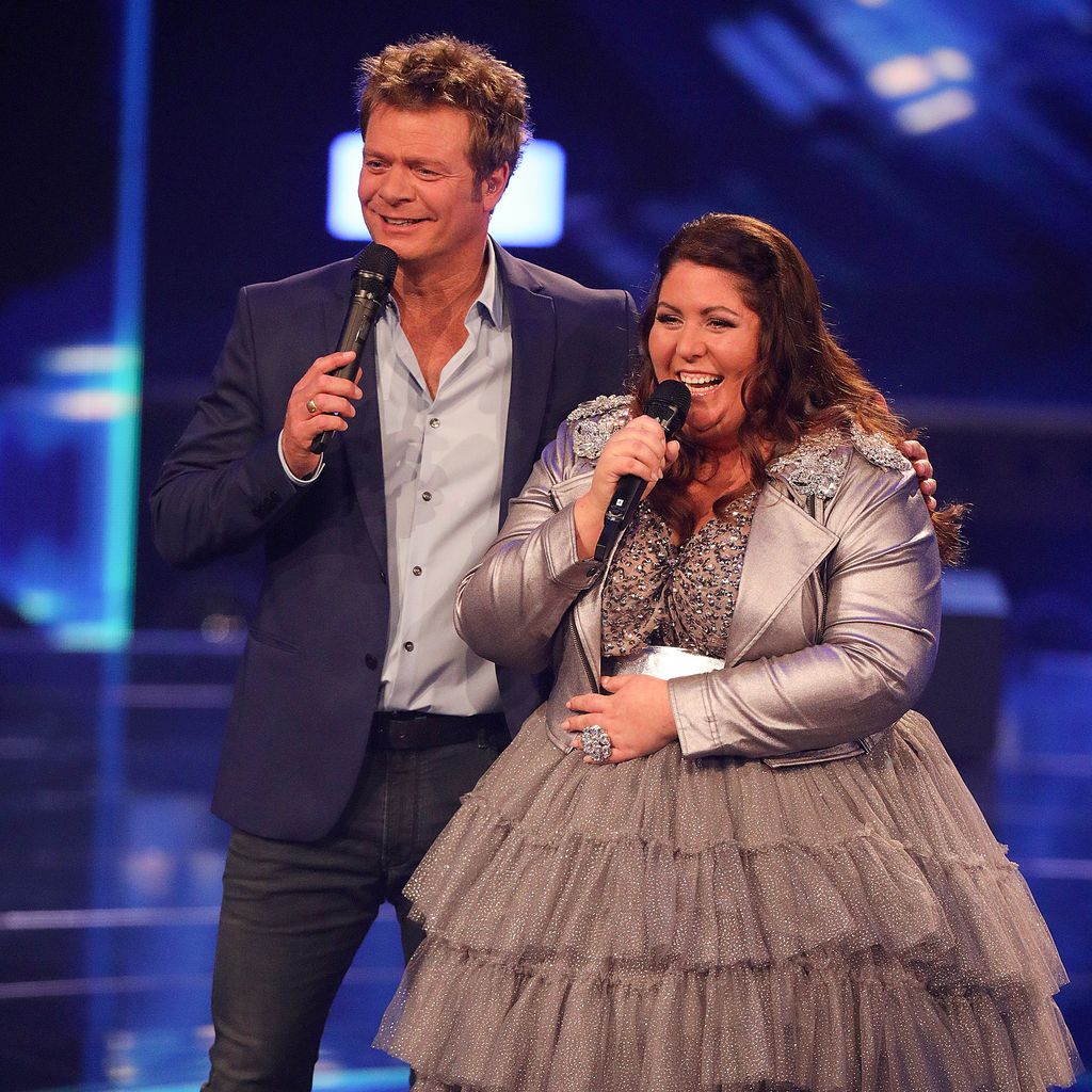Oliver Geissen und Janina El Arguioui in der zweiten DSDS-Liveshow