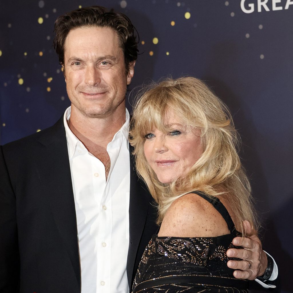 Oliver Hudson und Goldie Hawn bei der Make-A-Wish Annual Gala im Fairmont Century Plaza in Los Angeles