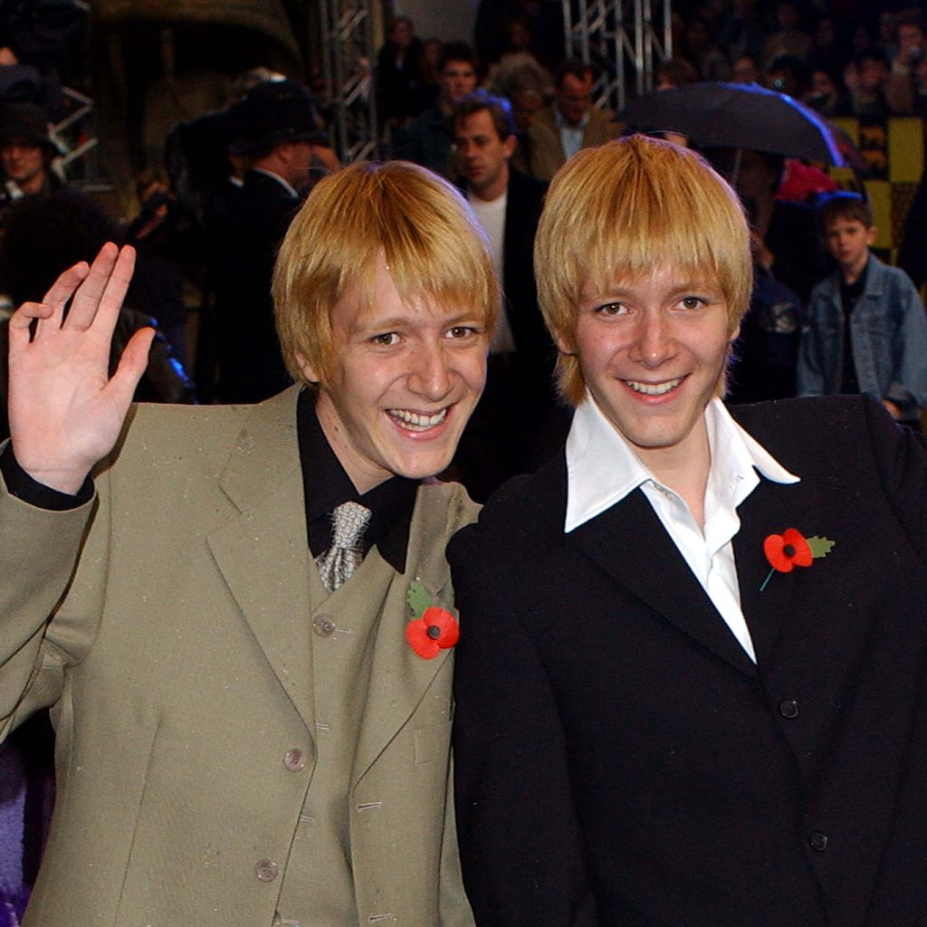 Oliver und James Phelps bei der Premiere von "Harry Potter und die Kammer des Schreckens"
