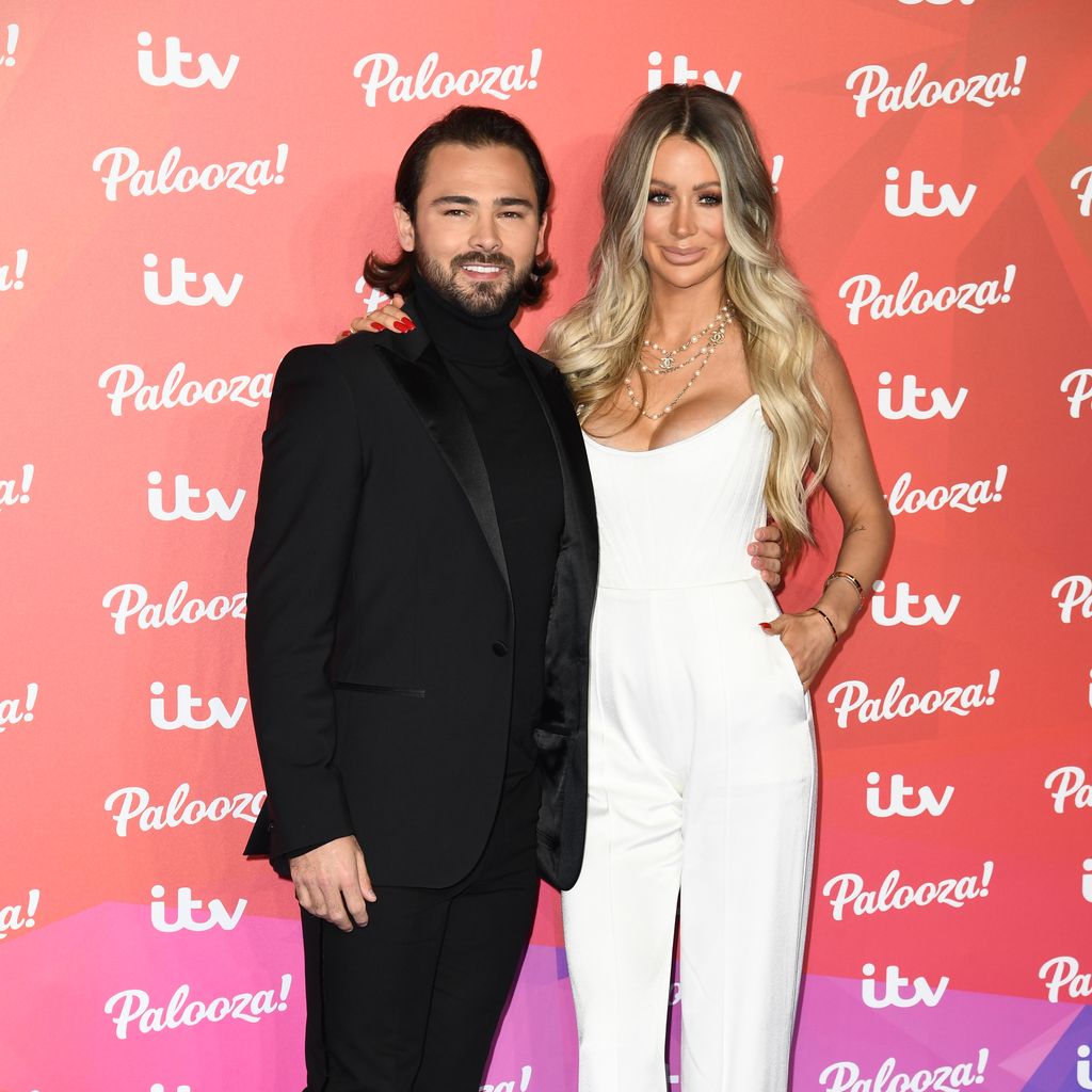 Olivia Attwood und Bradley Dack bei der ITV Palooza am 23. November 2021