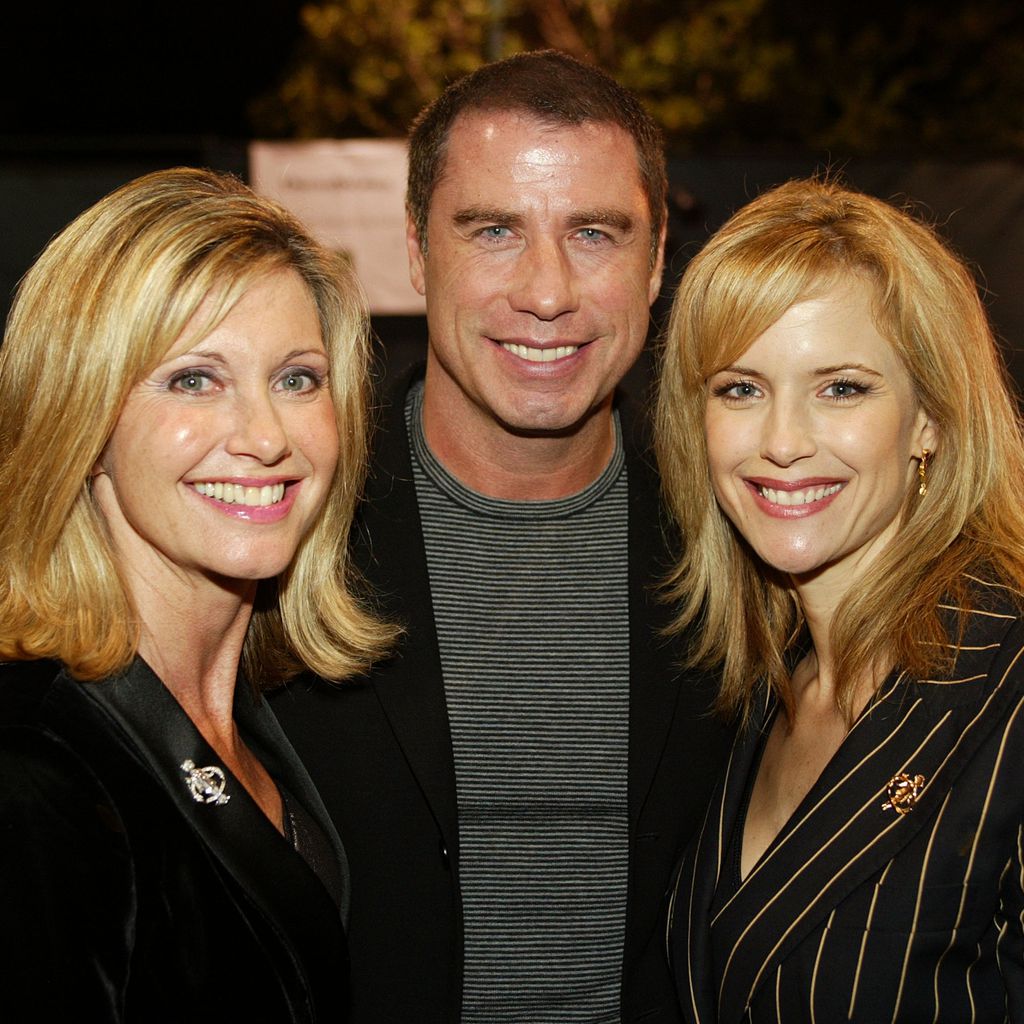 Olivia Newton-John, John Travolta und Kelly Preston bei einer Wohltätigkeitsveranstaltung, 2002