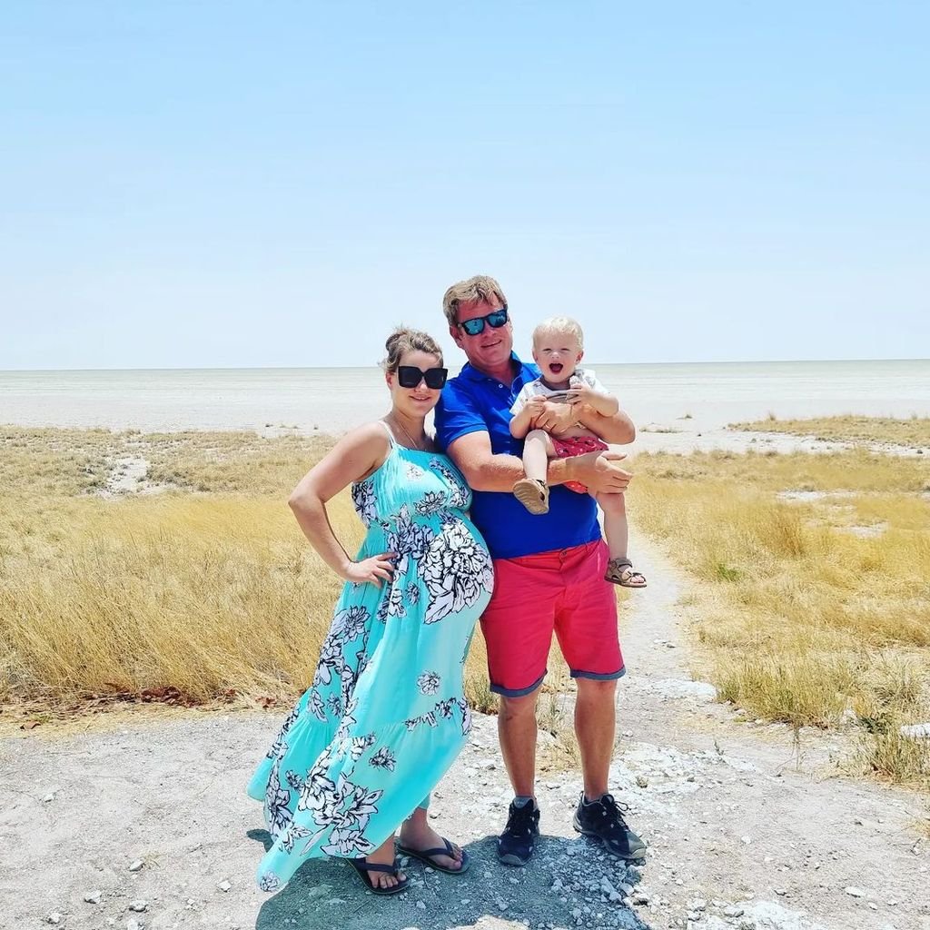 Oliwia, Jörn und Bruno im Oktober 2022 in Namibia