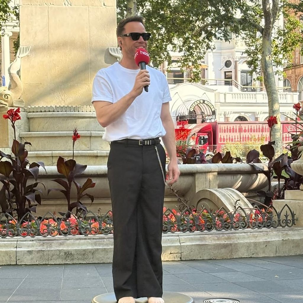 Olly Murs verliert eine Wette in London, Juli 2025