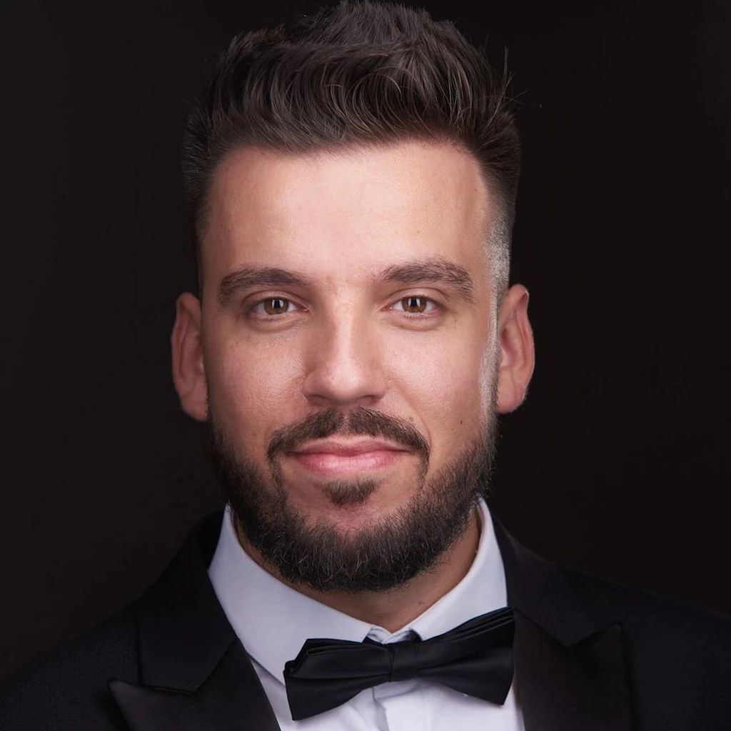 Opernsänger Alexander Köpeczi.