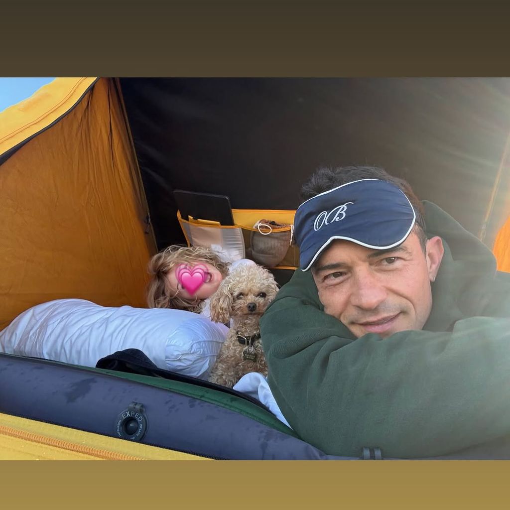 Orlando Bloom mit Tochter Daisy und Hund Biggie Smalls