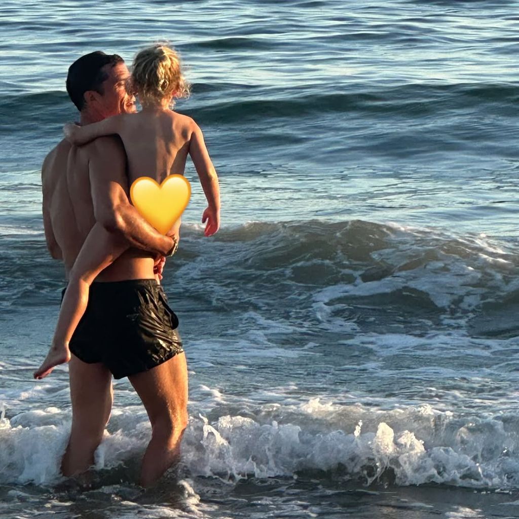 Schauspieler Orlando Bloom mit Tochter Daisy 2025