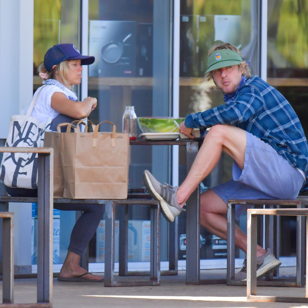 Owen Wilson mit einer unbekannten Frau im Juli 2020