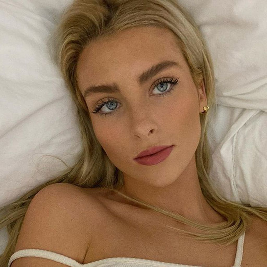 Paige Lorenze, Model