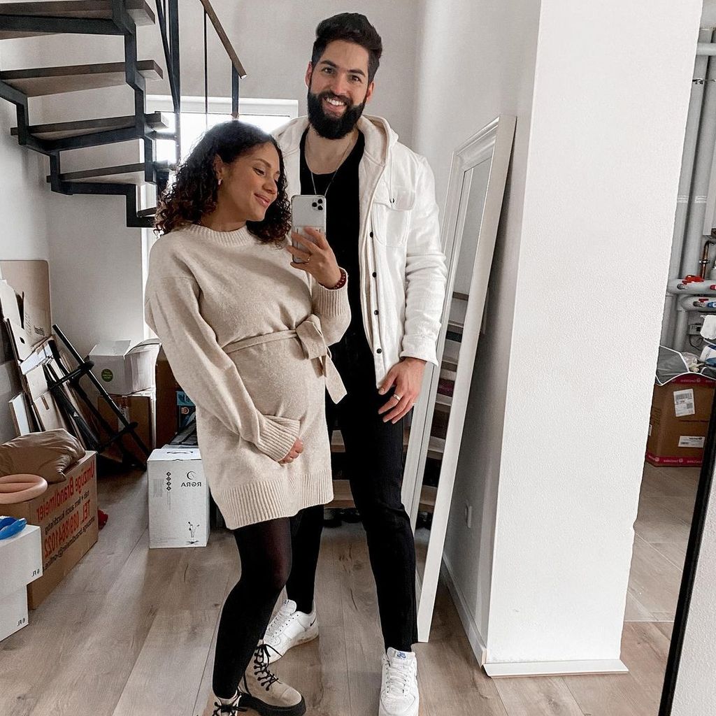 Pamela Gil Mata und ihr Freund Attila im Dezember 2022