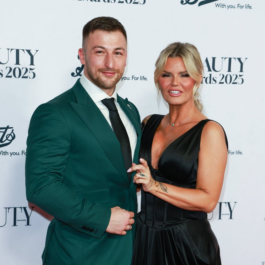 Paolo Margaglione und Kerry Katona bei den Beauty Awards 2025 in London