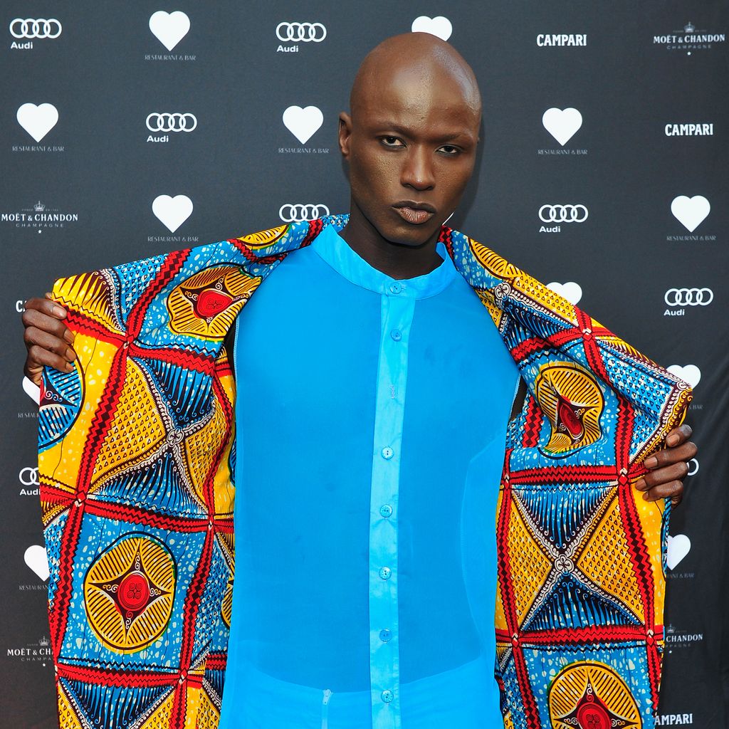 Papis Loveday, Model