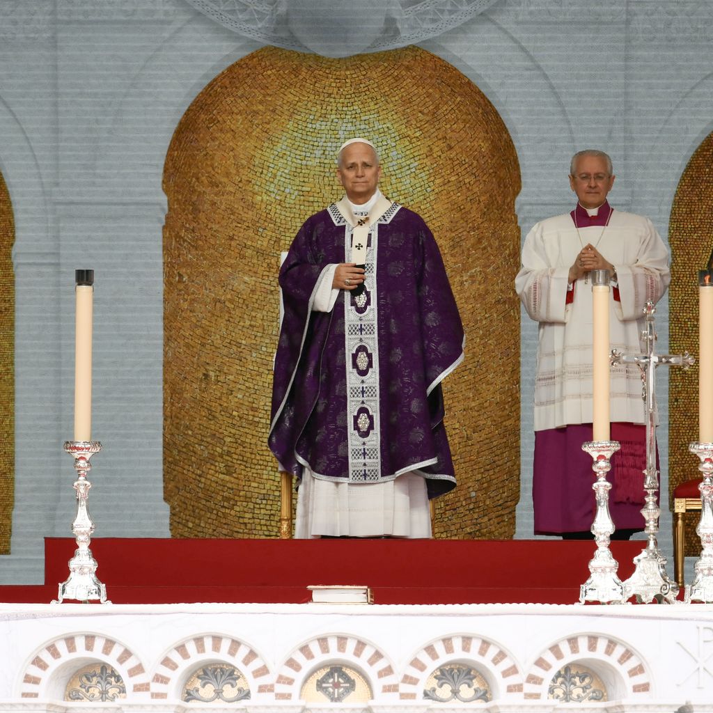 Papst Leo XIV. feiert eine Heilige Messe im Stade Louis II in Monaco, 28. März 2026