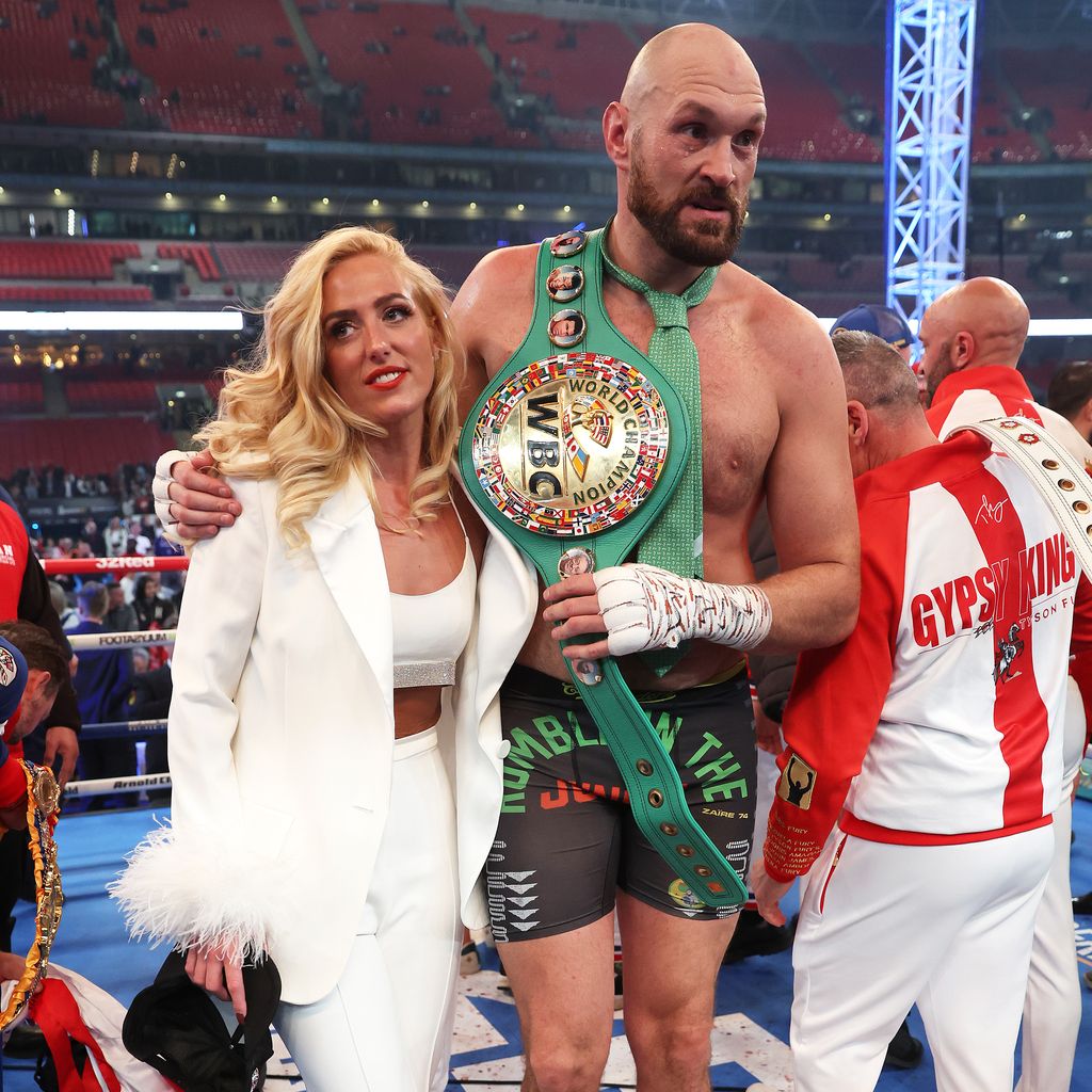 Paris Fury und Tyson Fury bei einen Kampf in Wembley 2022