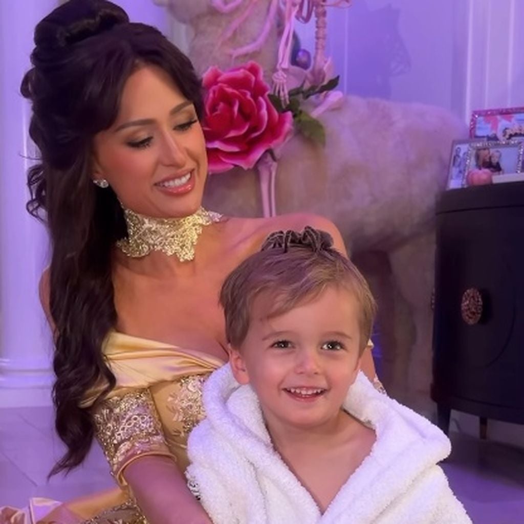 Paris Hilton mit ihrem Sohn Phoenix