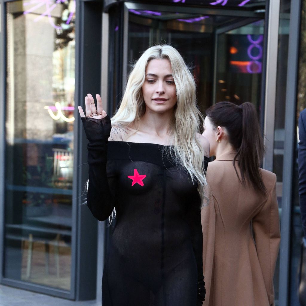 Paris Jackson bei der Fashion Week in Paris, März 2025