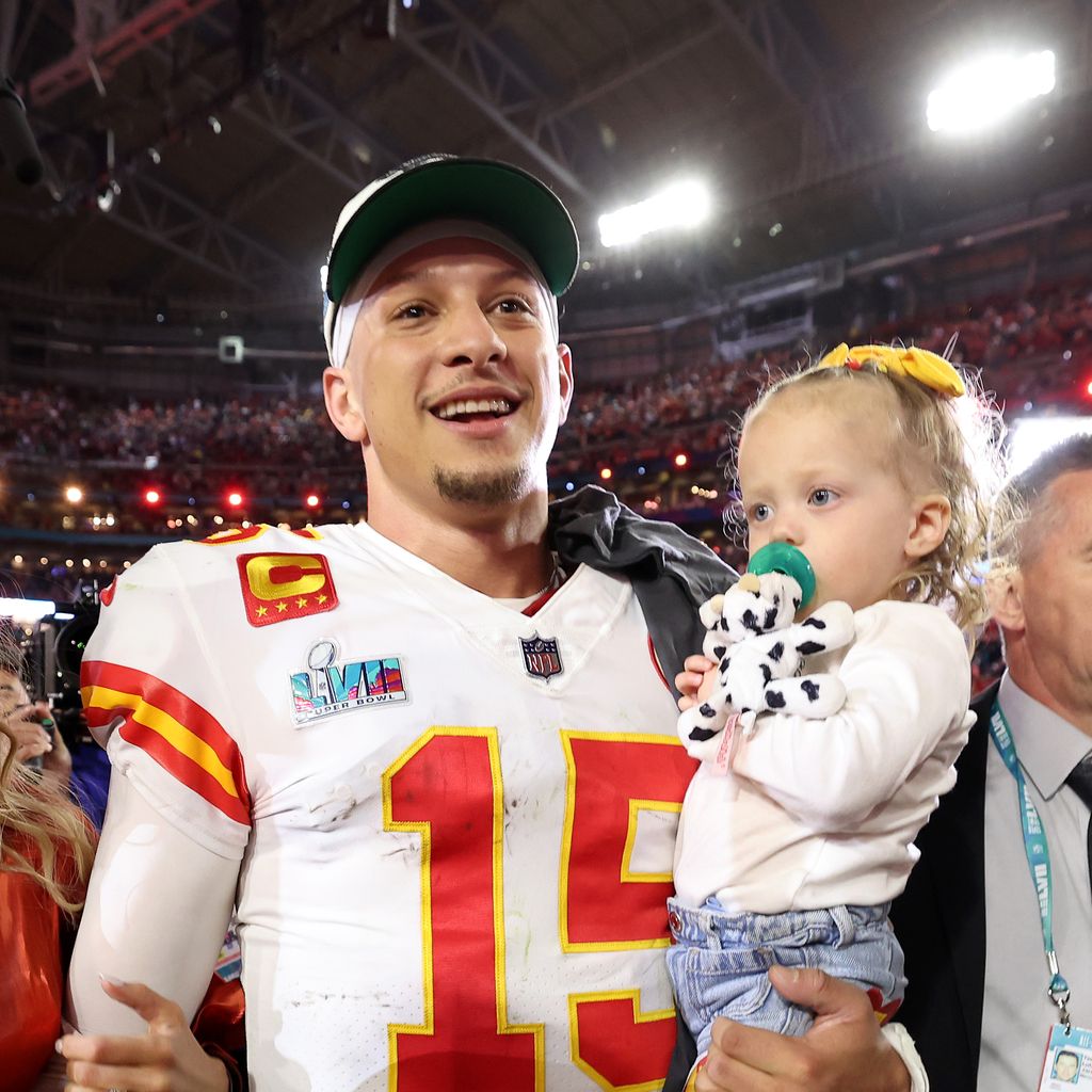 NFL-Star Patrick Mahomes und seine Tochter Sterling Skye