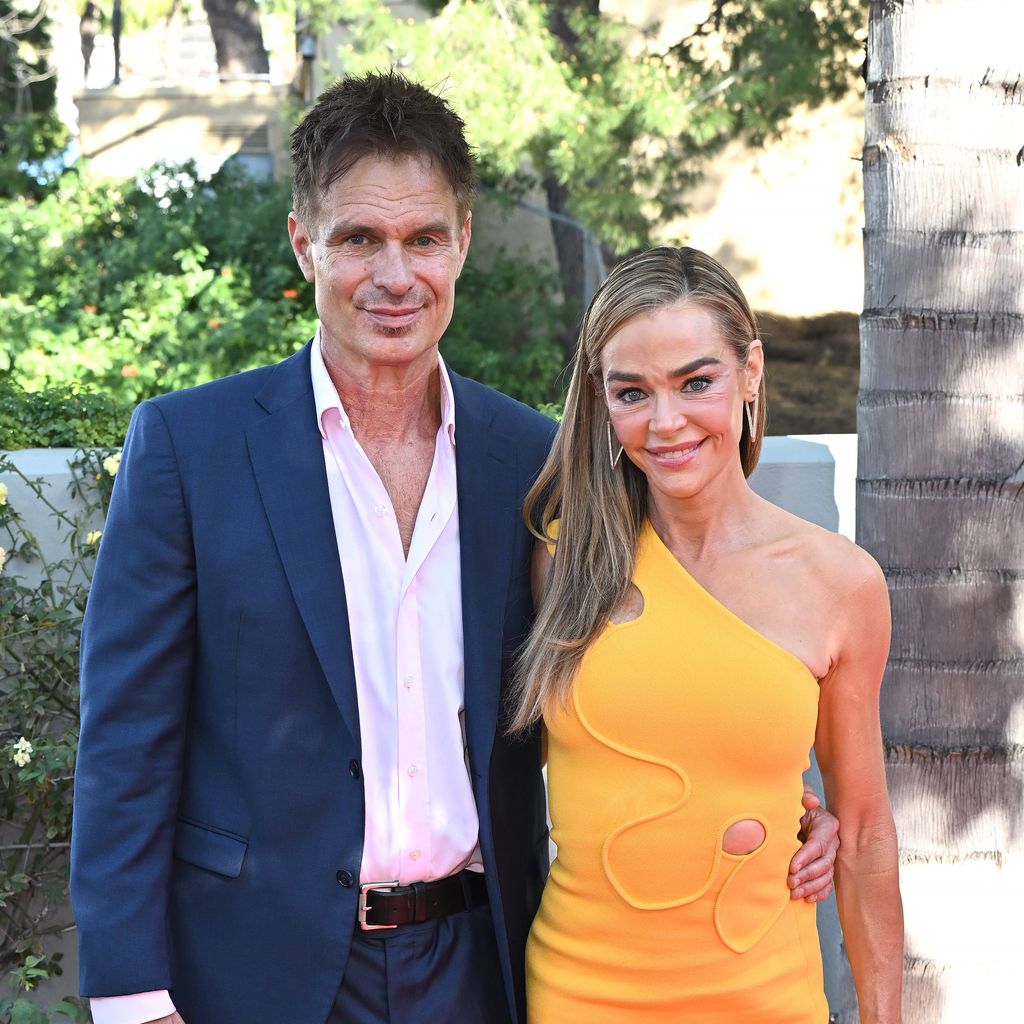 Patrick Muldoon und Denise Richards bei den Saturn Awards 2026