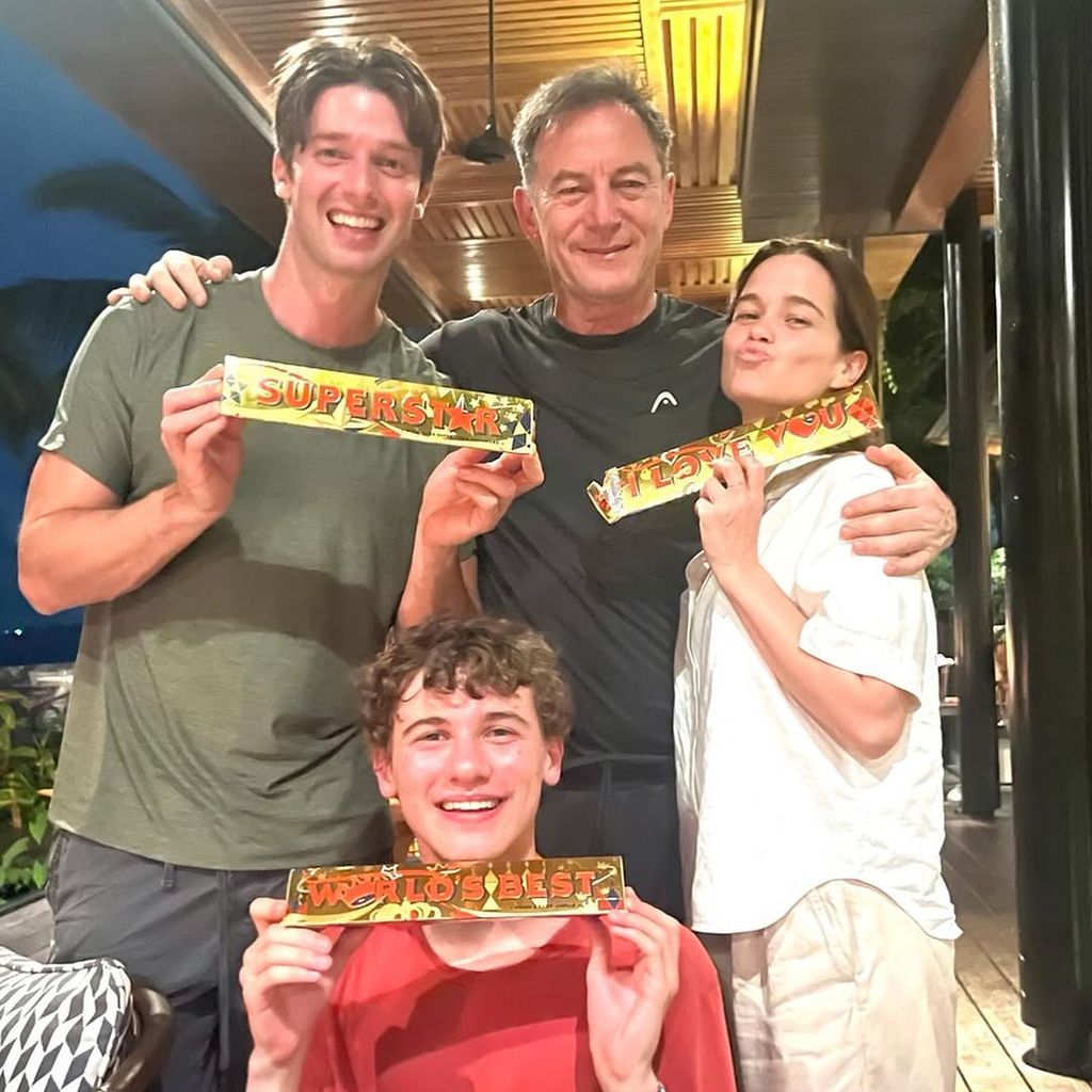 Patrick Schwarzenegger, Jason Isaacs, Sarah Catherine Hook und Sam Nivola, "The White Lotus"-Cast