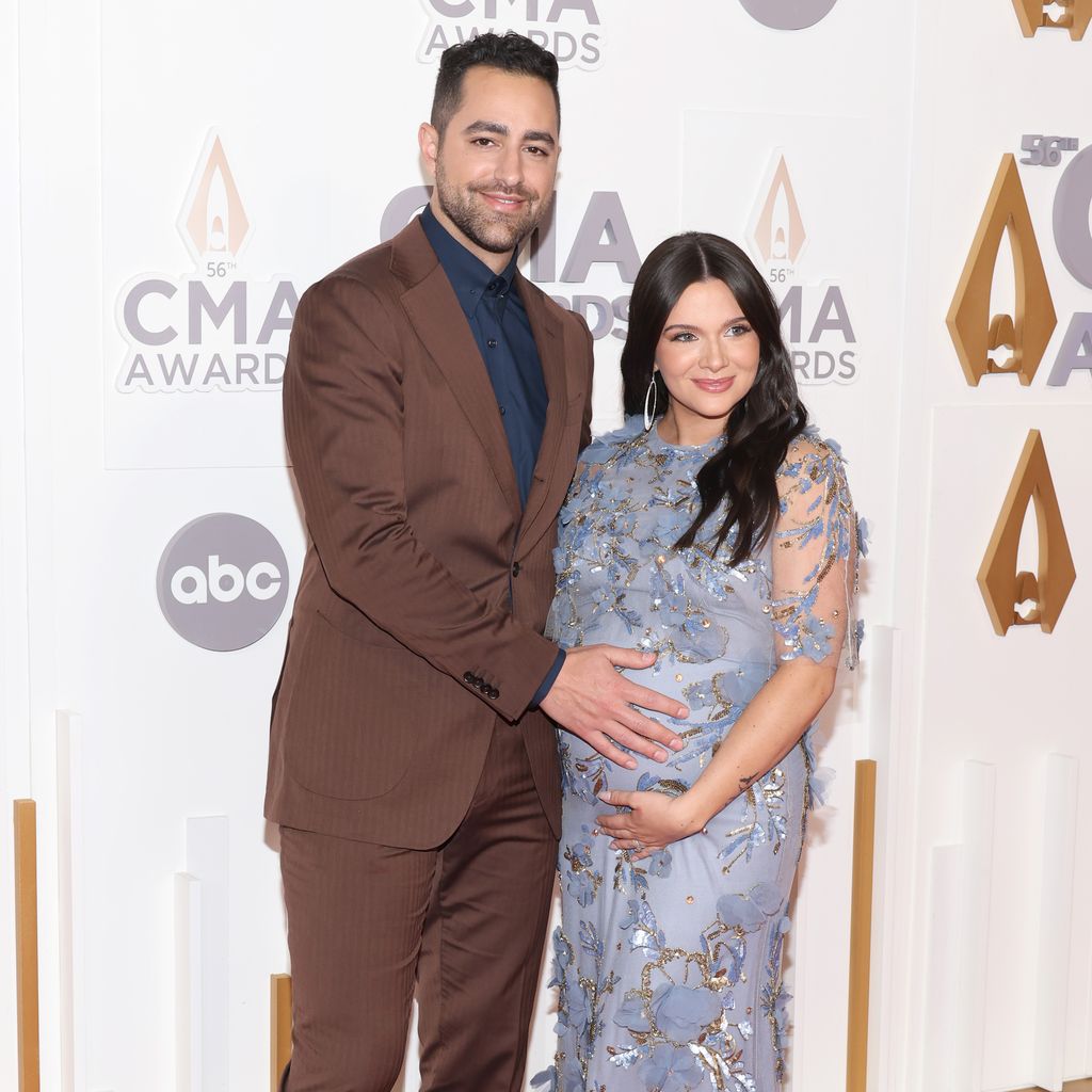Paul Digiovanni und Katie Stevens, November 2022