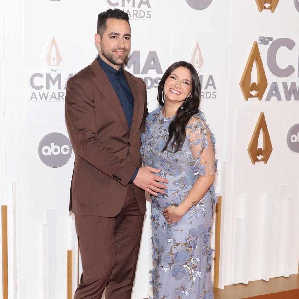 Paul Digiovanni und Katie Stevens, November 2022