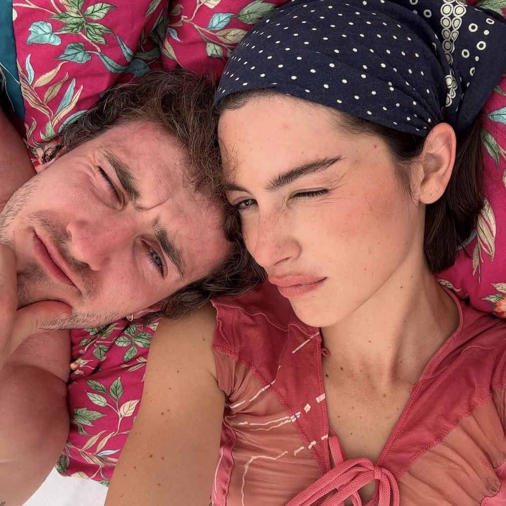 Paul Mescal mit Gracie Abrams auf dem Glastonbury