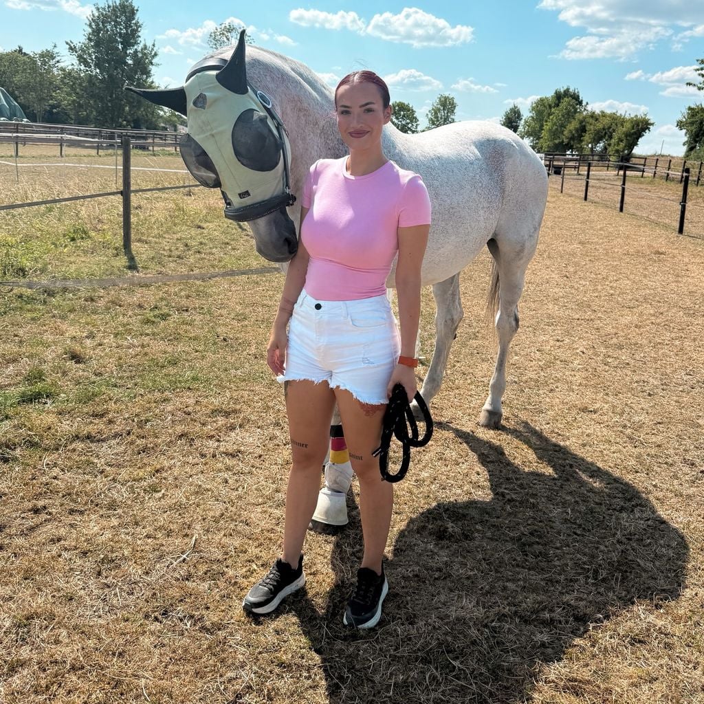 Paulina Ljubas mit Pferd
