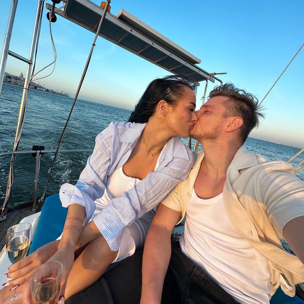 Paulina Ljubas und Tommy Pedroni im April 2023