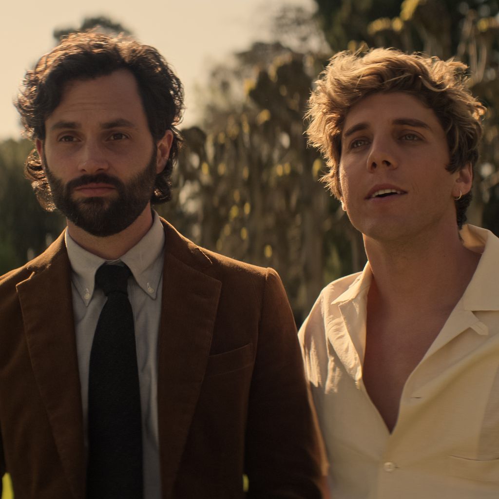 Penn Bedgley und Lukas Gage in "You"