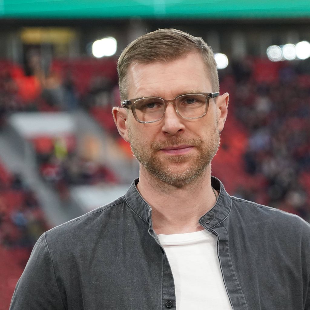 Per Mertesacker als Experte beim DFB-Pokal-Halbfinale in Leverkusen, 2026