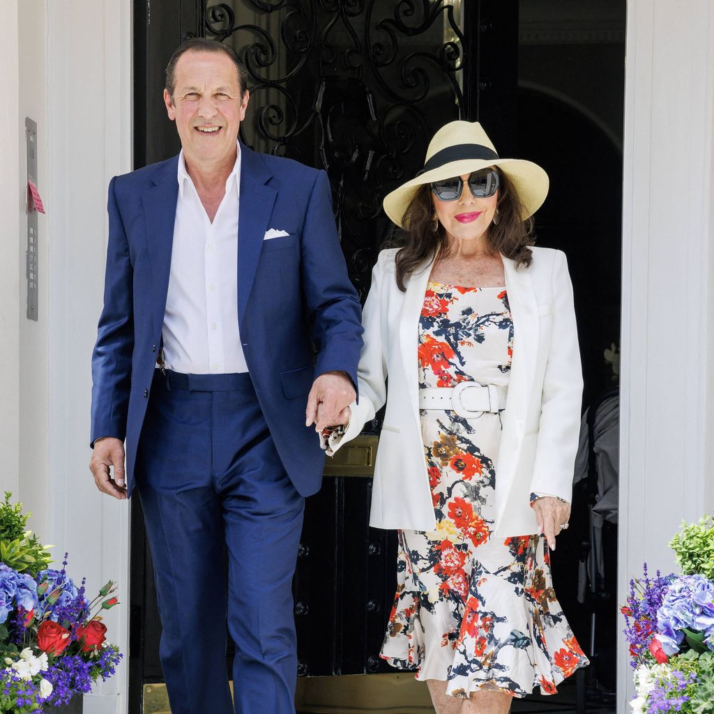 Percy Gibson und Joan Collins im Mai 2023