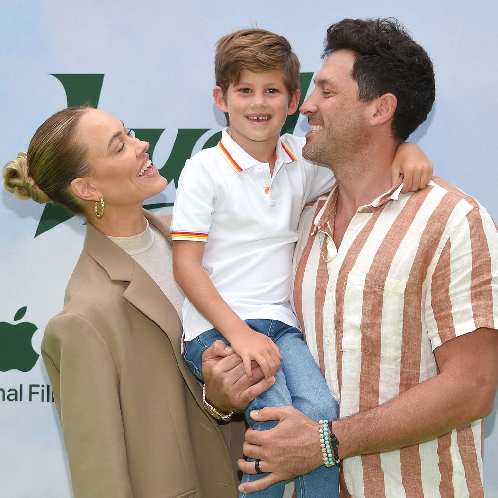 Peta Murgatroyd und Maksim Chmerkovskiy mit ihrem Sohn Shai Aleksander