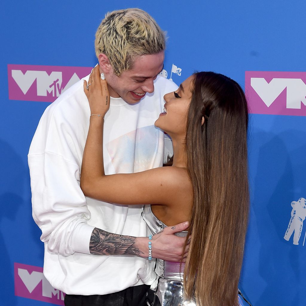 Pete Davidson und Ariana Grande im August 2018