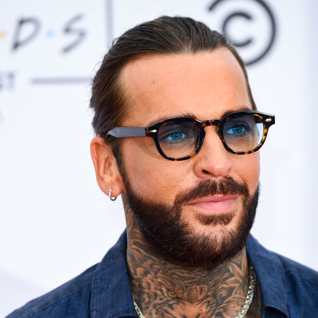 Pete Wicks, Autor