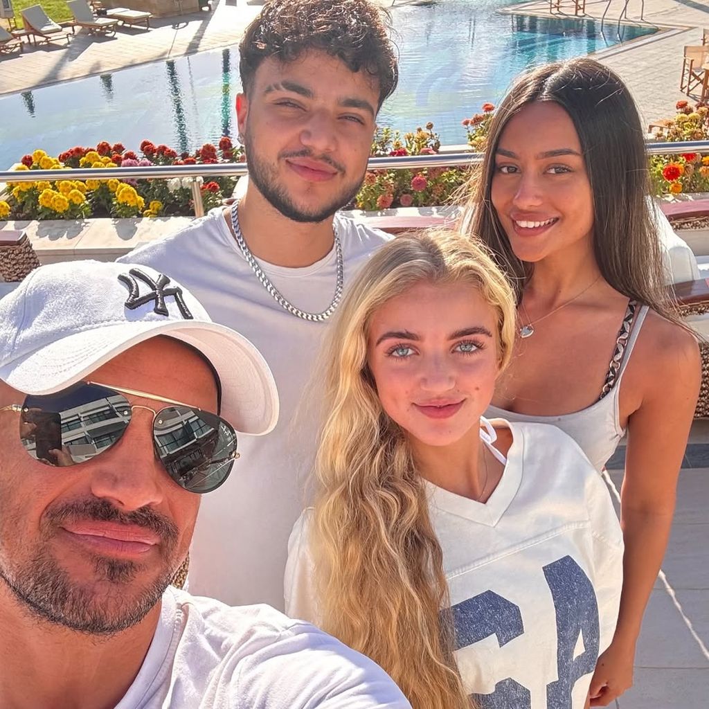 Peter Andre mit Familie auf Zypern