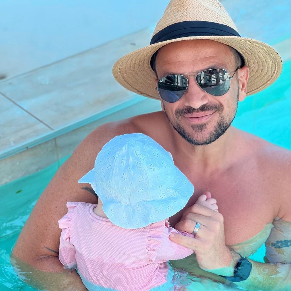 Sänger Peter Andre mit seiner Tochter Arabella