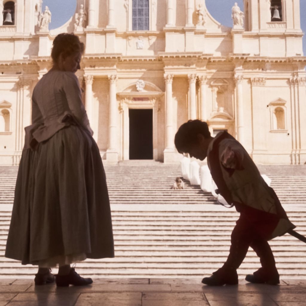 Haley Bennett und Peter Dinklage in "Cyrano"