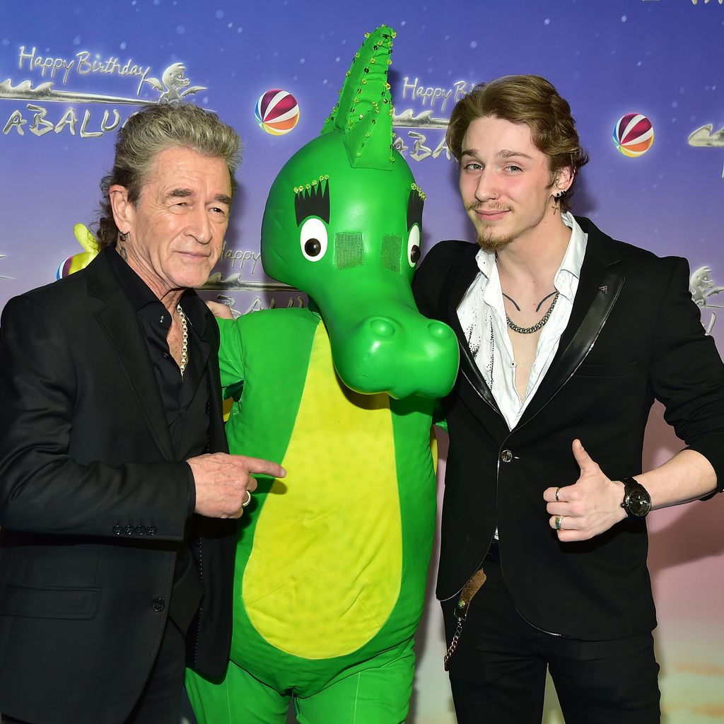 Peter Maffay mit seinem Sohn Yaris bei der "Happy Birthday Tabaluga"-Premiere