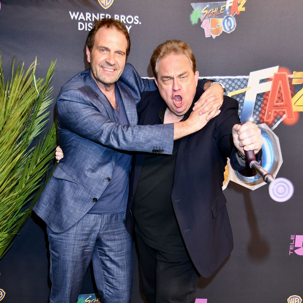 Peter Rütten und Oliver Kalkofe posieren bei der Preview von "#SchleFaZ"