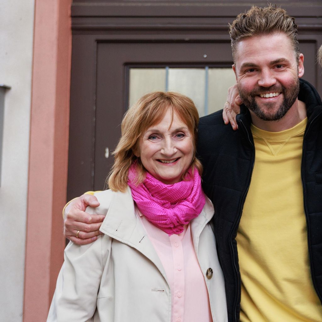 Petra Nadolny, Benjamin Heinrich und Gernot Schmidt bei "Unter uns"