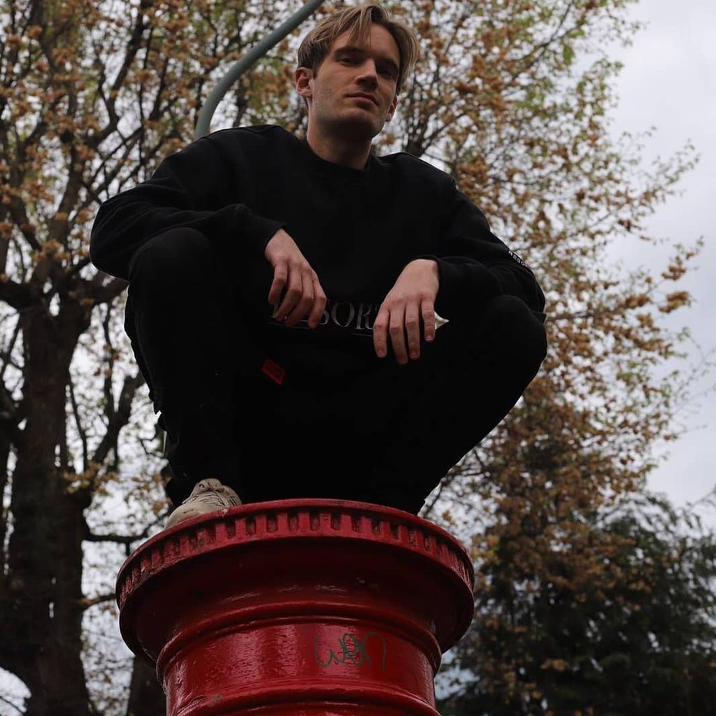 PewDiePie, YouTuber