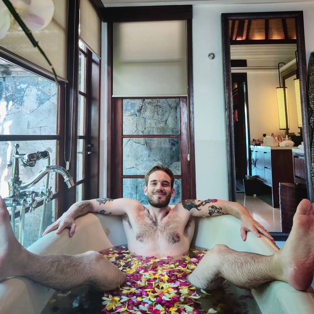 PewDiePie, YouTuber