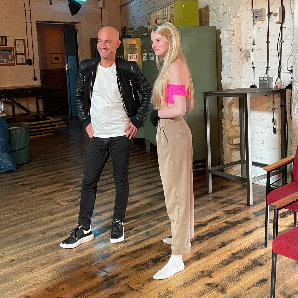 Peyman Amin und Katharina Kock am Set von "Berlin - Tag & Nacht"