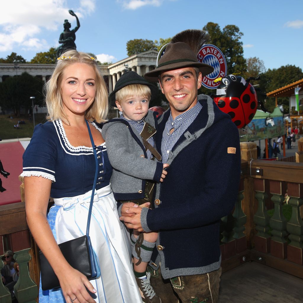 Philipp Lahm, Ehefrau Claudia und Sohn Julian beim Oktoberfest