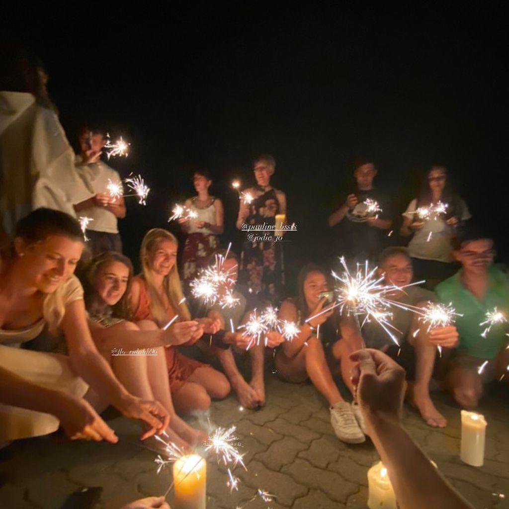 Philipp Mickenbergers Freunde verabschieden sich