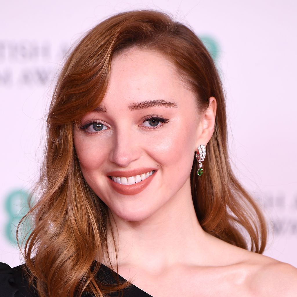 Phoebe Dynevor im April 2021